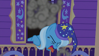 Trixie coughing up pyrotechnic smoke S6E25