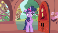 Twilight Sparkle exhausted S4E23