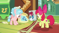 Birds fly down to Apple Bloom and Cozy Glow S8E12