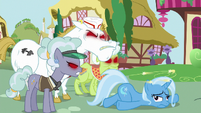 Bulk, Granny, and jeweler stand over Trixie S7E2.png (1.18 MB)