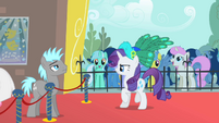 Rarity denied entry S1E20