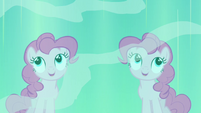 Two Pinkies saying the chant S3E03