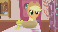 Applejack waiting for more instructions S1E04