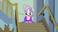 Sweetie Belle at the top of the stairs S4E19
