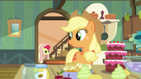 Apple Bloom entra a la cocina otra vez Un Descanso Agotador