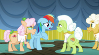 Rainbow Dash apologizes to the grannies S8E5