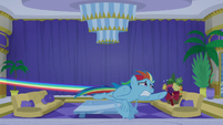 Rainbow races to Goldie and Applesauce's room S8E5