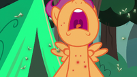 Scootaloo yelping in stinging pain S7E16