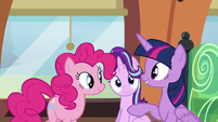 Twilight explaining to Pinkie Pie S6E1