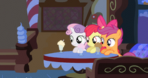 CMC looking at something S3E4