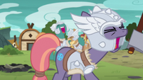 Mighty Helm mare flinging her axe S7E16