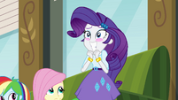 Rarity envergonhada EG