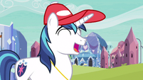Shining Armor kind laughter S3E12
