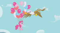 Gilda popping balloons S1E05