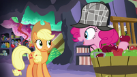 Pinkie Pie thanks Applejack for her idea S7E23