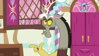 Discord snaps fingers at giant apple S9E23