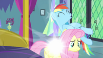 Fluttershy and Rainbow return to normal MLPS2