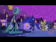 Jugar .jpg (290 kB) Luna jugando un juego tradicional