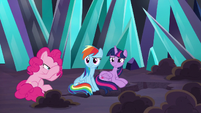 Pinkie Pie curling her forelock S9E2