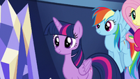 Twilight listening to Princess Cadance S5E19