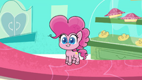 Pinkie Pie standing on the counter PLS1E1a