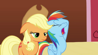 Rainbow Dash facehoof S3E3