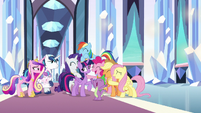 Twilight's friends surround her with love S9E1