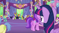 Twilight watches Starlight from across the room S7E1