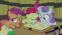 Cutie Mark Crusaders hiding among apple barrels S7E8