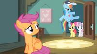 Rainbow kicks door to reveal Apple Bloom and Sweetie Belle S4E05