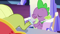 Spike "Dad was just showing me" S8E24