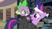 Spike riding Twilight's back S2E20