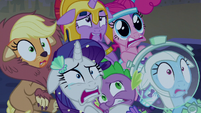 Twilight and friends in overwhelming fear S5E21
