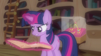 Twilight serious reading S3E13