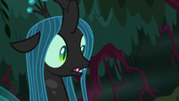 Queen Chrysalis looking very surprised S8E13