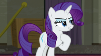 Rarity "I'll focus on the designs" S6E9