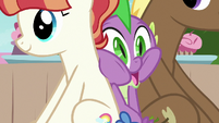 Spike squeezed between Coco and Rainbow Stars S7E15