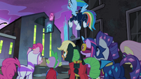 The Power Ponies looking at the shampoo factory S4E06