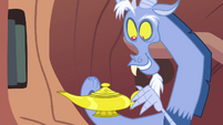 Discord wiping on a genie lamp S4E11