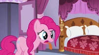 Seriously, what's with Pinkie and baked bads this season?