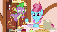 Spike counting Mrs. Cake's desserts S9E23