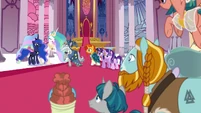 Celestia invites the Pillars to return on occasion S7E26