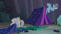 Fake Fluttershy tearing the tents down S8E13