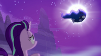 Princess Luna being pulled out of the dream S6E25