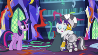 Rarity excitedly hugging Zecora S7E19