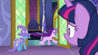 Starlight and Trixie leaving the throne room S6E6