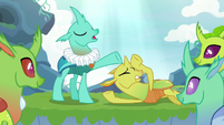 Changelings performing theatre S7E17