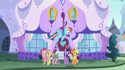 Main 5 and Spike waving goodbye to Rarity S5E14