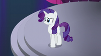 Rarity smiling while looking at crowd S5E14