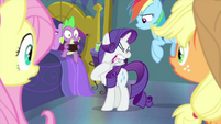 Rarity trying to pull wheels off her hoof MLPS2